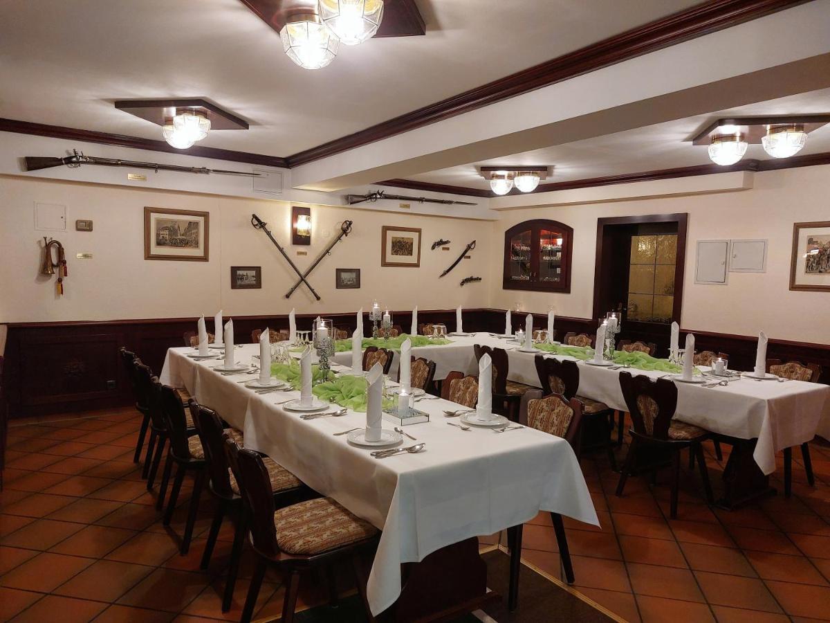 Hotel Weisse Taube Döbeln Εξωτερικό φωτογραφία