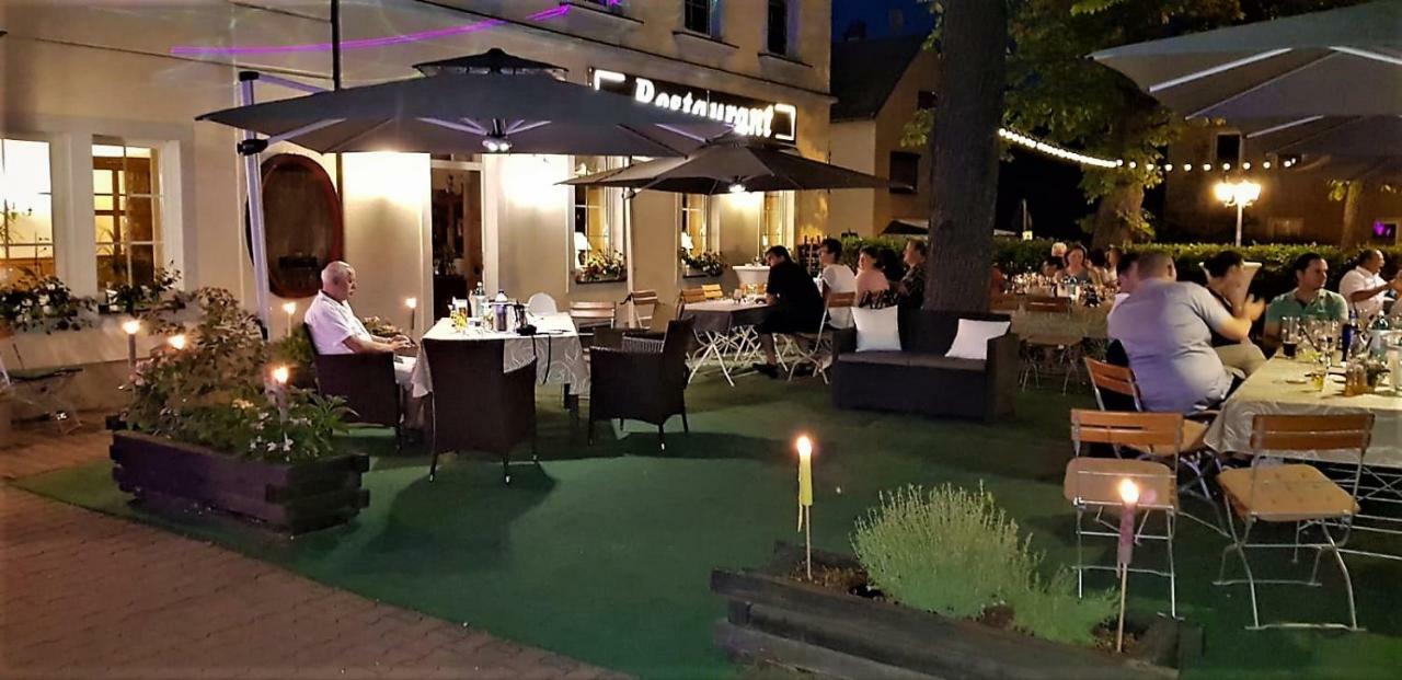 Hotel Weisse Taube Döbeln Εξωτερικό φωτογραφία